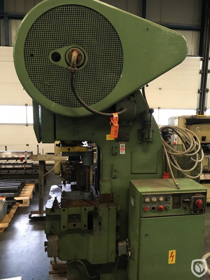 Schuler PDv 25/200