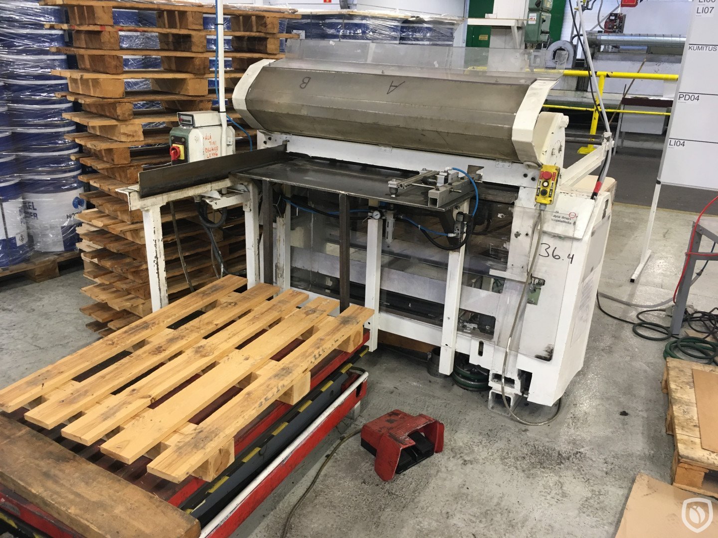 Dundeberg single roller slitter