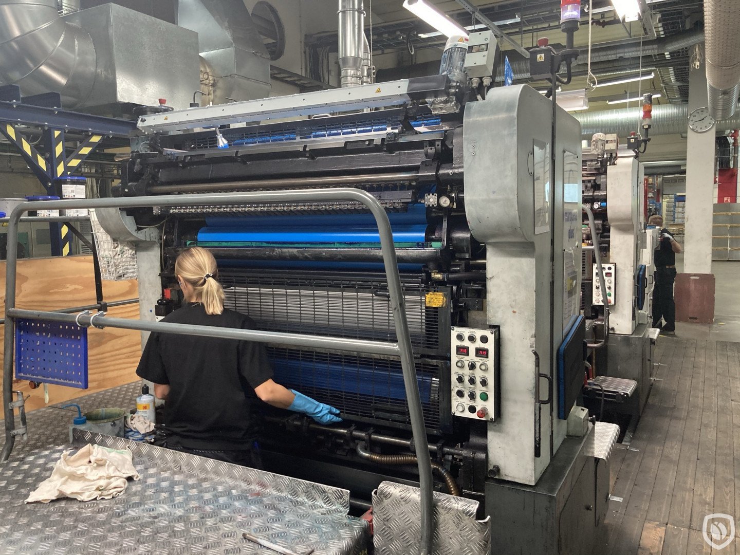 Crabtree Marquess PLUS 2-colour UV printing line