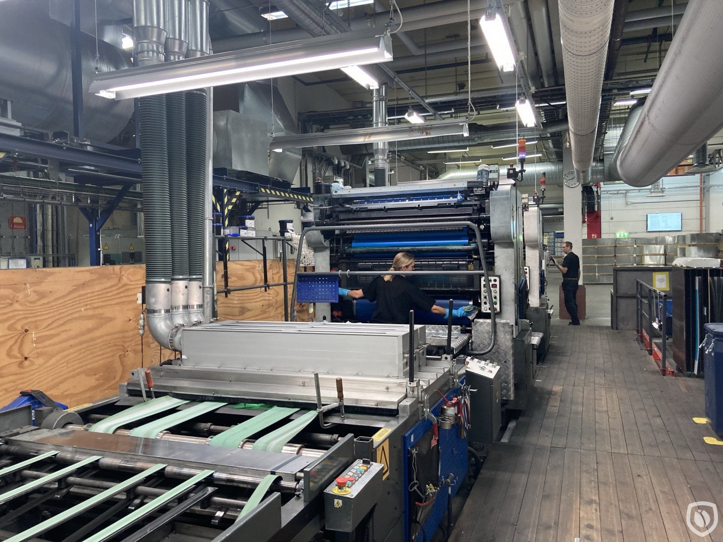 Crabtree Marquess PLUS 2-colour UV printing line