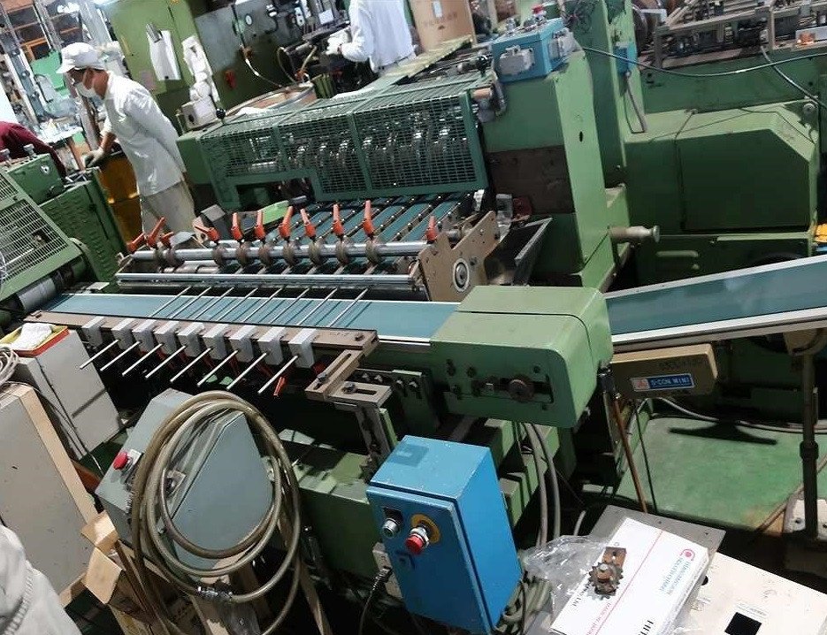 Cevolani welding line for manufacturing dry tea tins