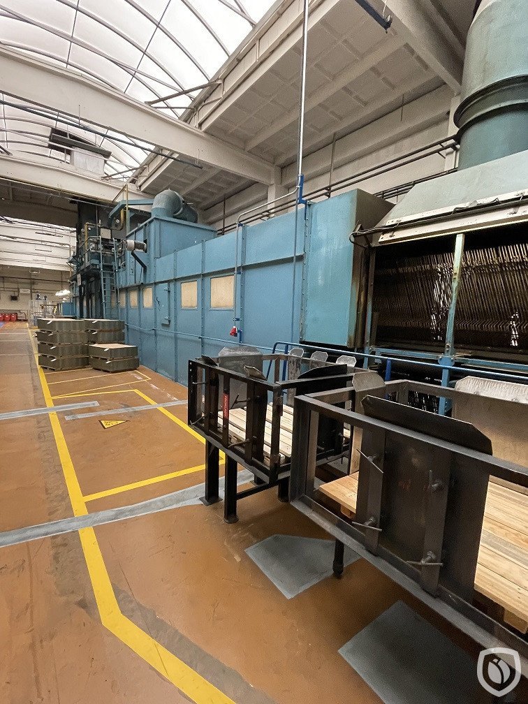 Crabtree 1200 tandem line with 25 meter Wellman tunnel-oven