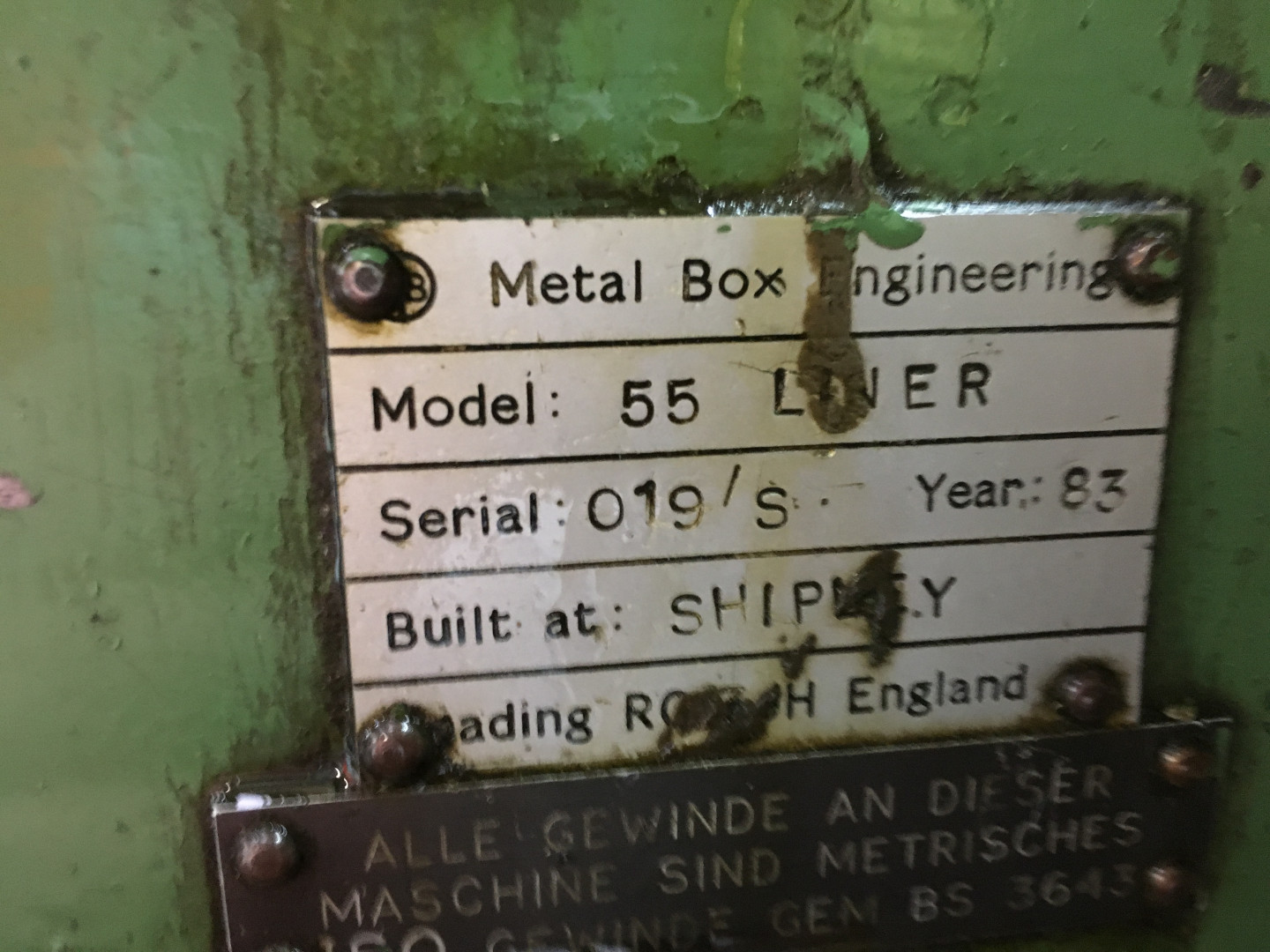Metal Box 55 engomadora