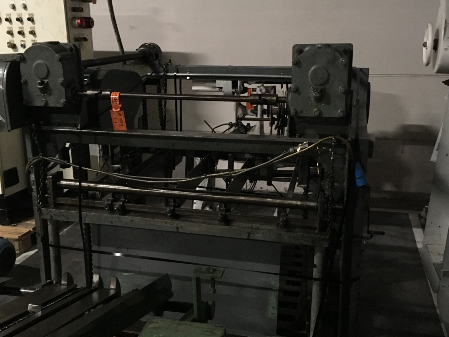 Metal Box stacking unit Cazander