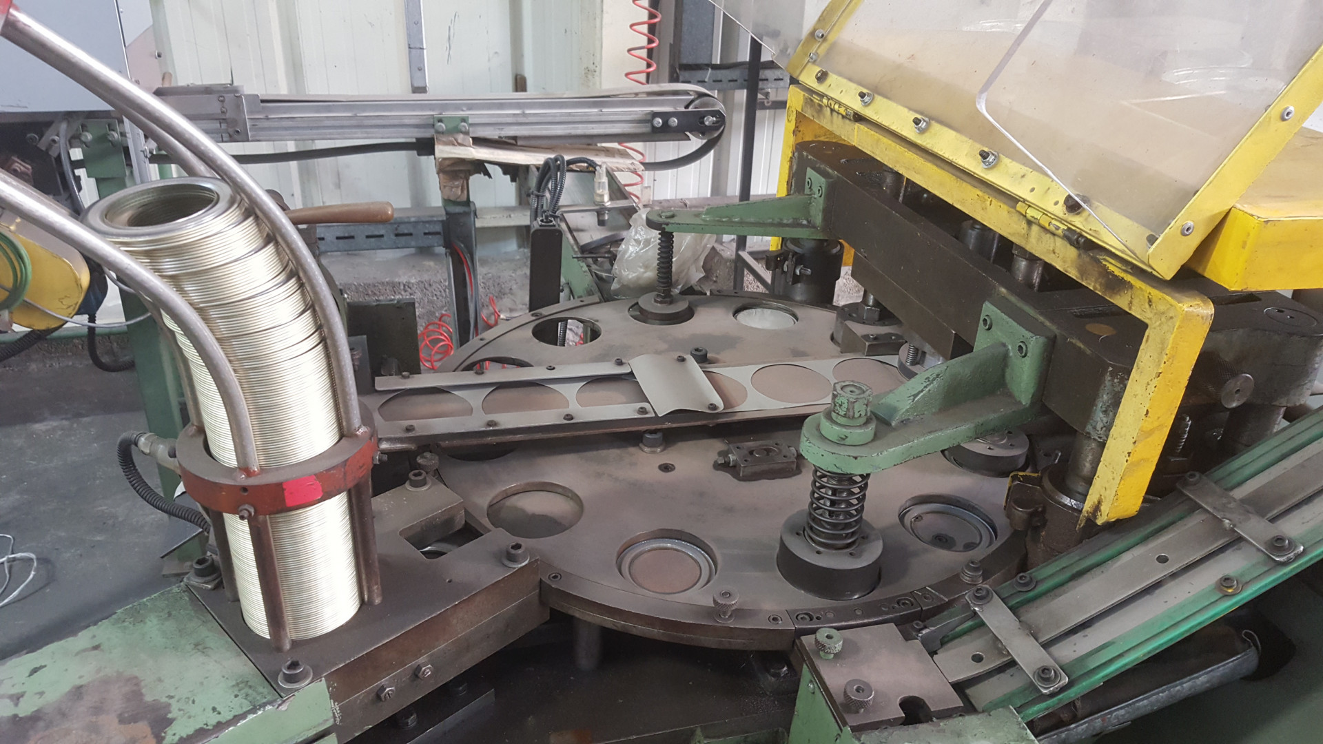 A.W. Machine Company assembling machine Cazander