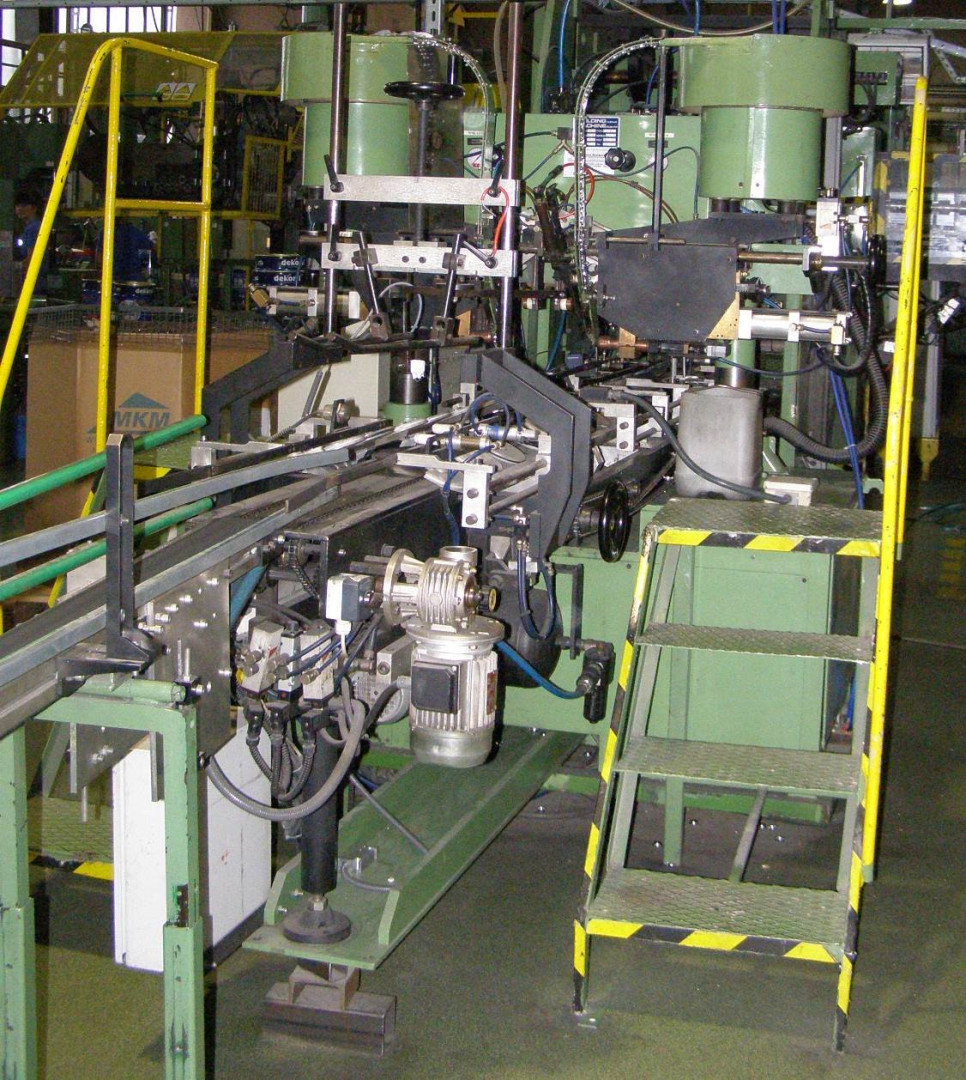 Welding Machine Italy PV2B 25 / MEC 630 earwelder bailer Cazander